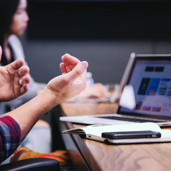 Global PM network peers connecting in a structured session